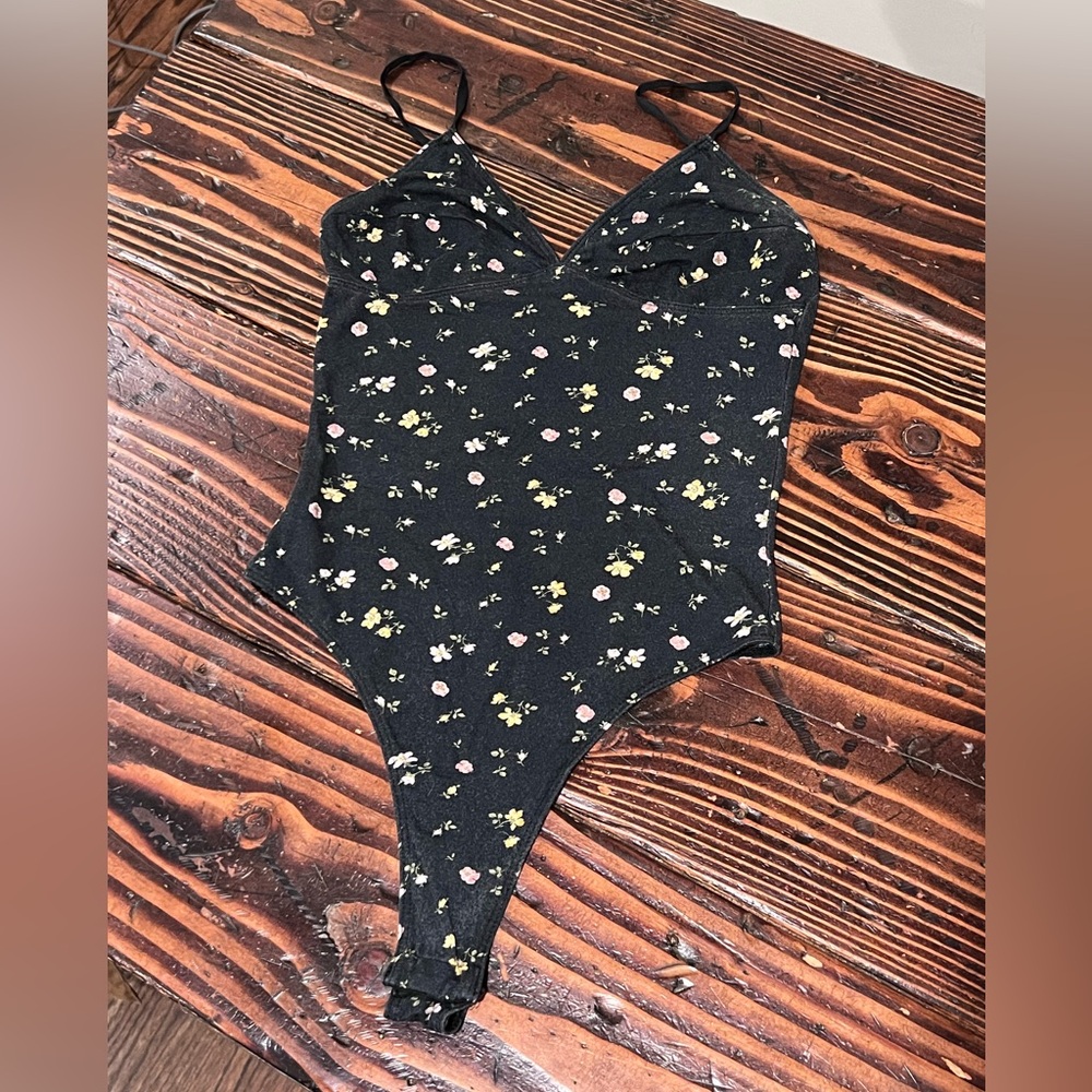 Reformation bodysuit XS